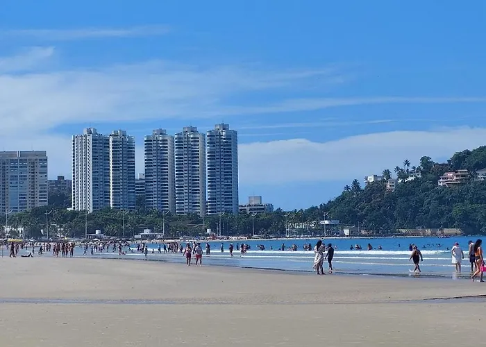 Apto com 170 mts Guarujá Enseada 250 mts da praia